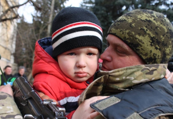 На Хмельниччину повернулися військові зі Сходу