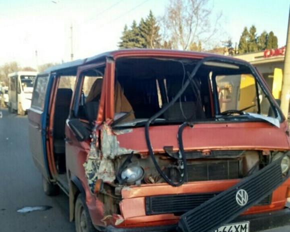 На Хмельниччині сталося ДТП. Пасажирка з травмами у лікарні