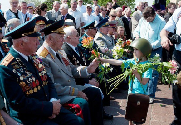 У пам’ятні дні хмельничан просять не піддаватись на провокації