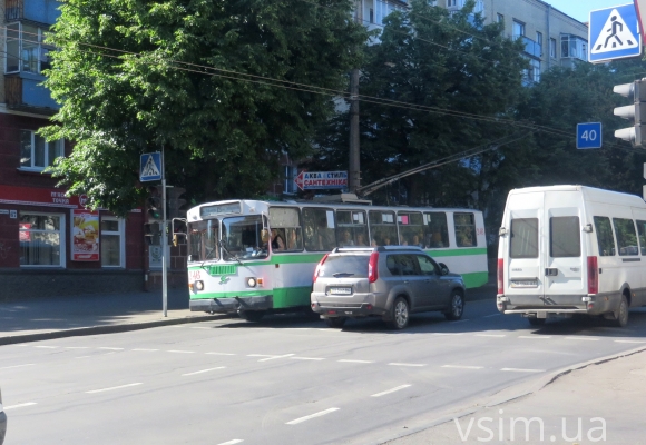 Що думають хмельничани про роботу громадського транспорту (ВІДЕООПИТУВАННЯ)