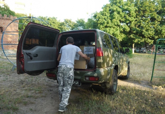 З Нетішину в зону АТО відправили відремонтовані автомобілі