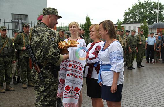 Правоохоронці повернулись із зони бойових дій (фото+відео)