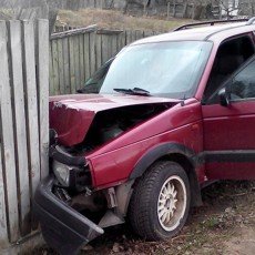 На Хмельниччині чоловік викрав автомобіль учасника АТО і потрапив в аварію