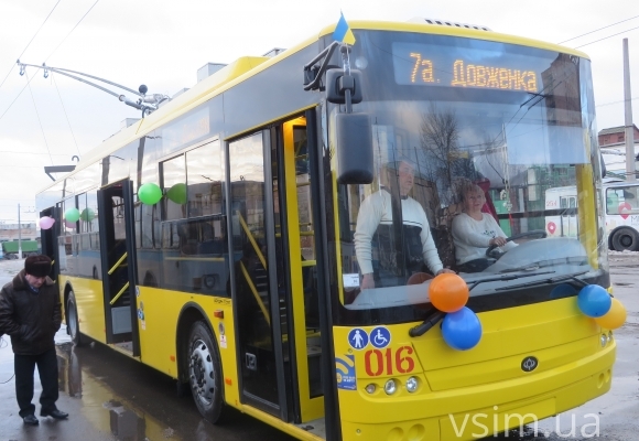 У Хмельницькому на день змінять рух тролейбусів