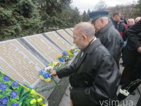 Хмельничани вшанували визволителів Проскурова